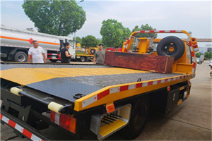 九江附近拖车电话号码服务